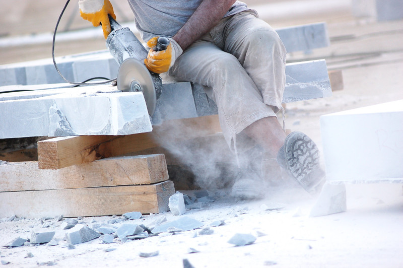 Dust-Grinding-Construction